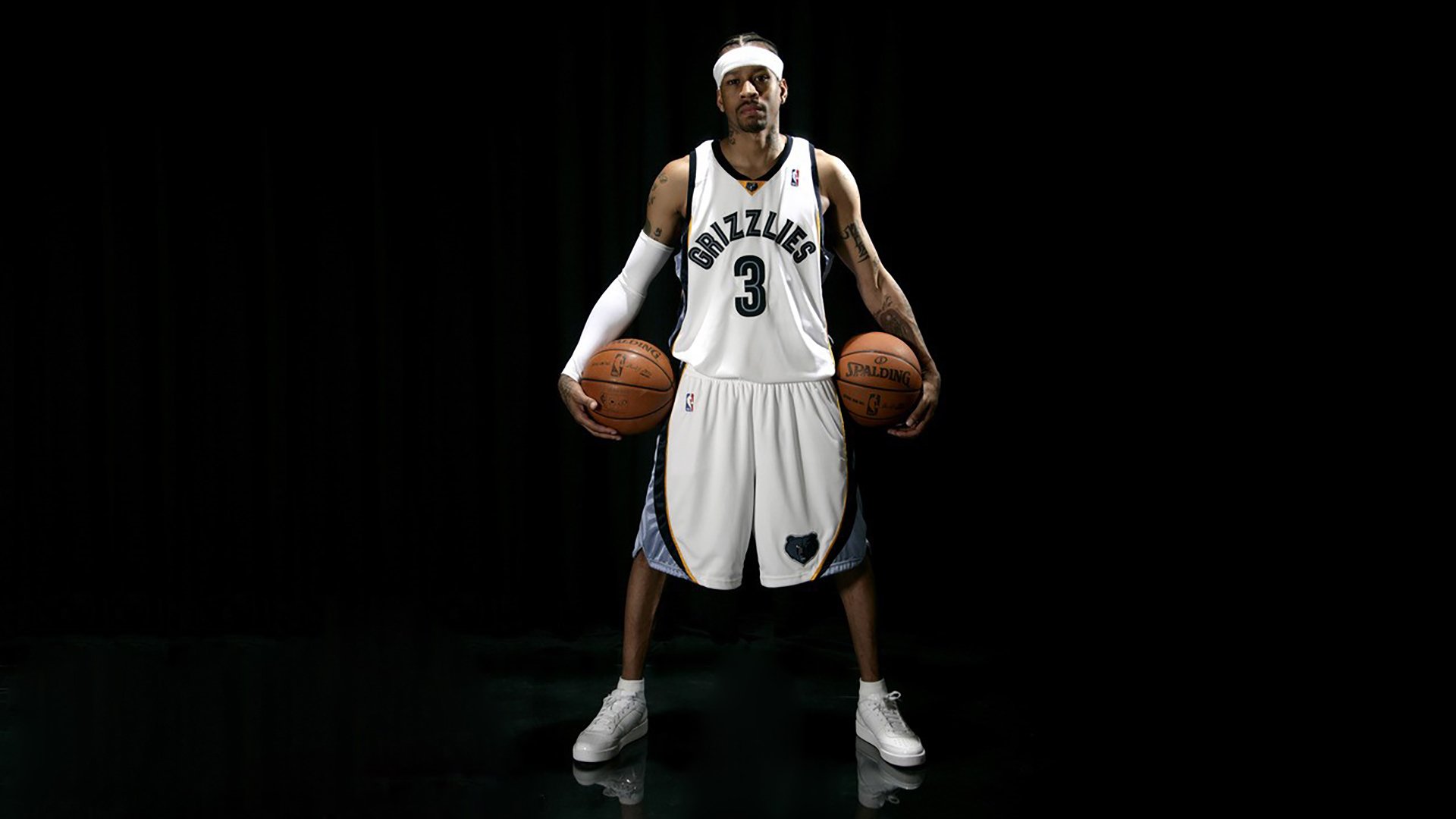 AYX SPORTS-《电竞产业链升级：从硬件到软件的全方位布局》，电竞产业的发展和前景