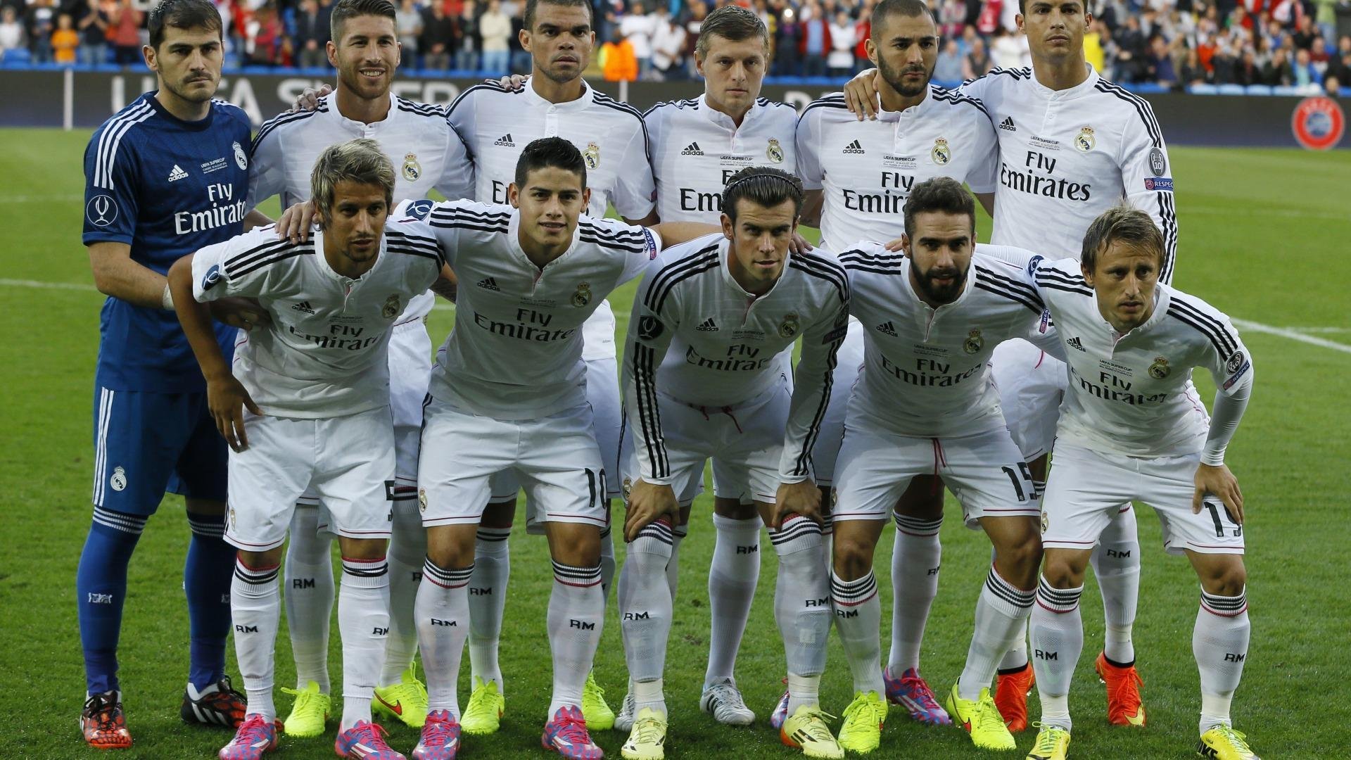 《电竞产业链升级:从硬件到软件的全方位布局》,电竞产业的发展和前景