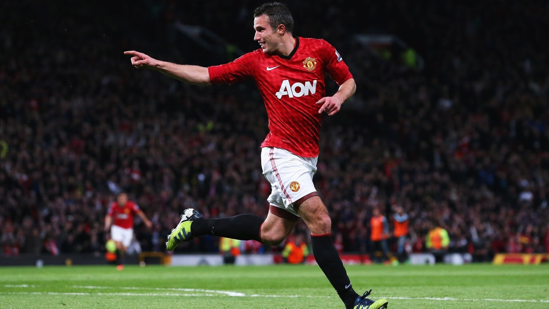 田径世锦赛刘翔担任解说嘉宾，网友怀旧刷屏，刘翔第一次获得世界田径锦标赛冠军